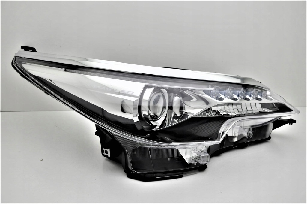 фото №5, Toyota fortuner sw4 od 2015- фари комплект