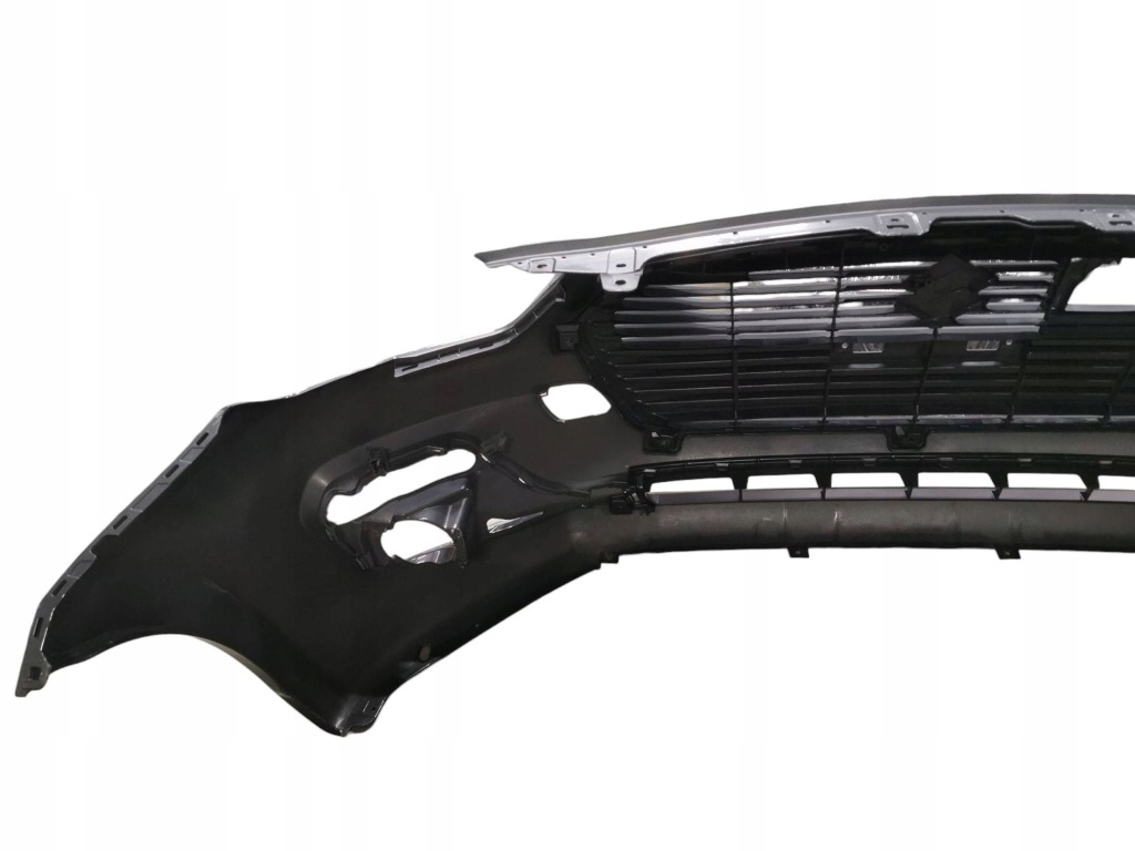 Бампер, решётка радиатора, решётка радиатора, решётки suzuki swift mk-8 przed lift 85. в Украине