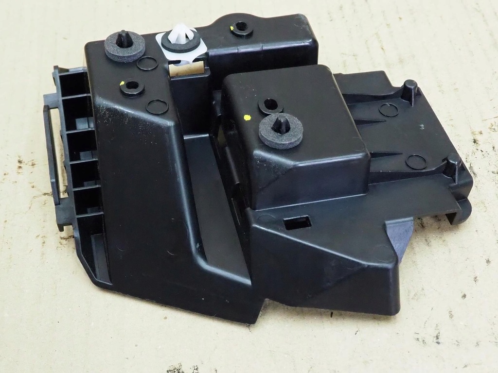 фото №16, Ford focus mk4 направляющая бампера задняя правый