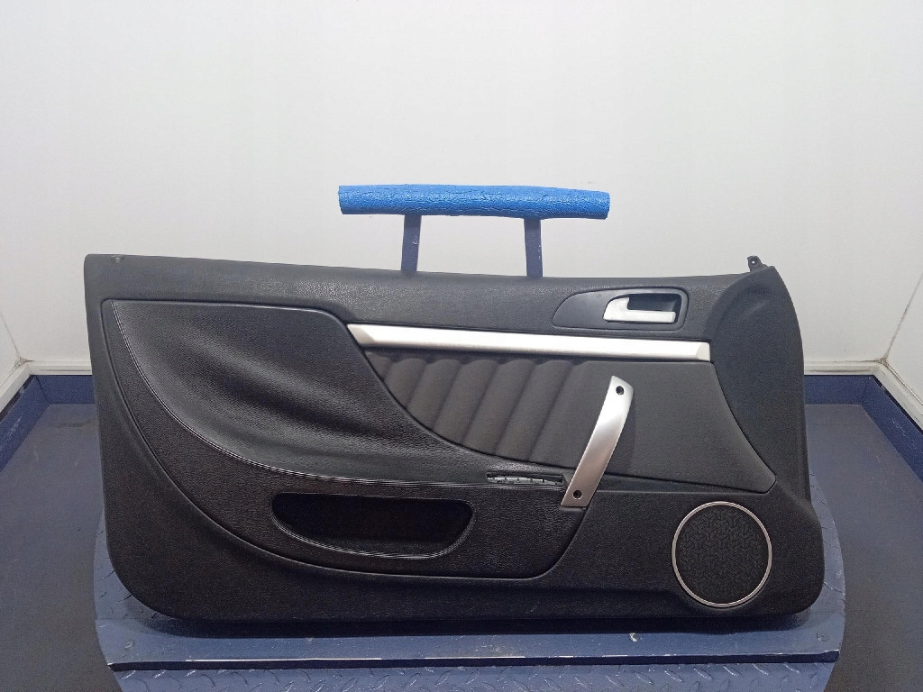 фото №1, Alfa romeo brera spider 05-10 оббивка двері ліва обшивка