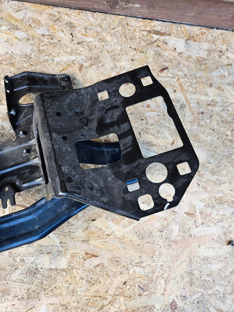 фото №11, Кронштейн кронштейн бампера крыла audi e-tron q8 4ke 4ke805851a