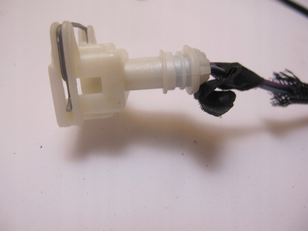 фото №7, Штекер 3 pin белый fiat ulysse 806 evasion zeta