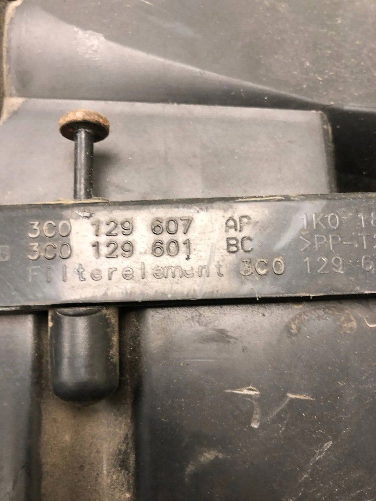 фото №6, Корпус фильтра воздуха skoda octavia ii scout 3c0129607ap