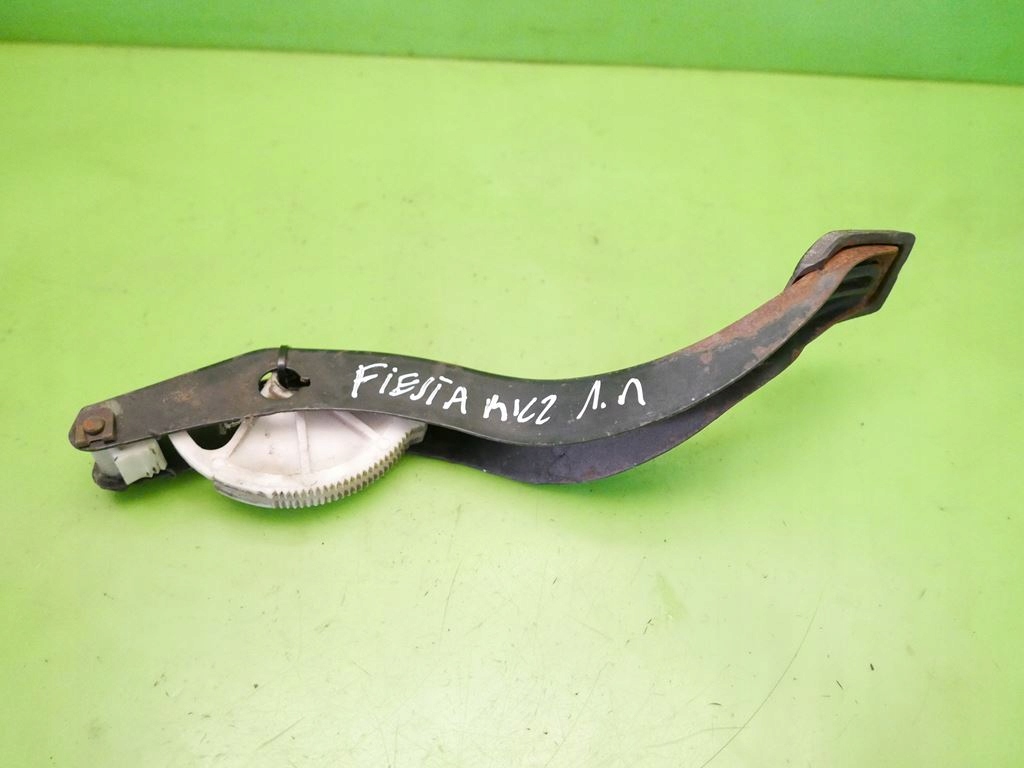 фото №6, Педали педаль сцепления ford fiesta mk2 1.1 8v 83-89