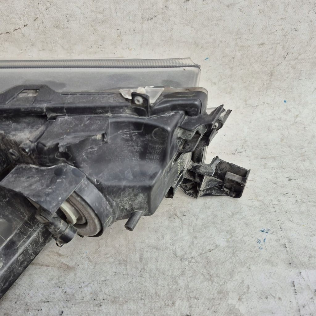 фото №11, Toyota hilux viii 8 lift 20- лампа ліва перед передня