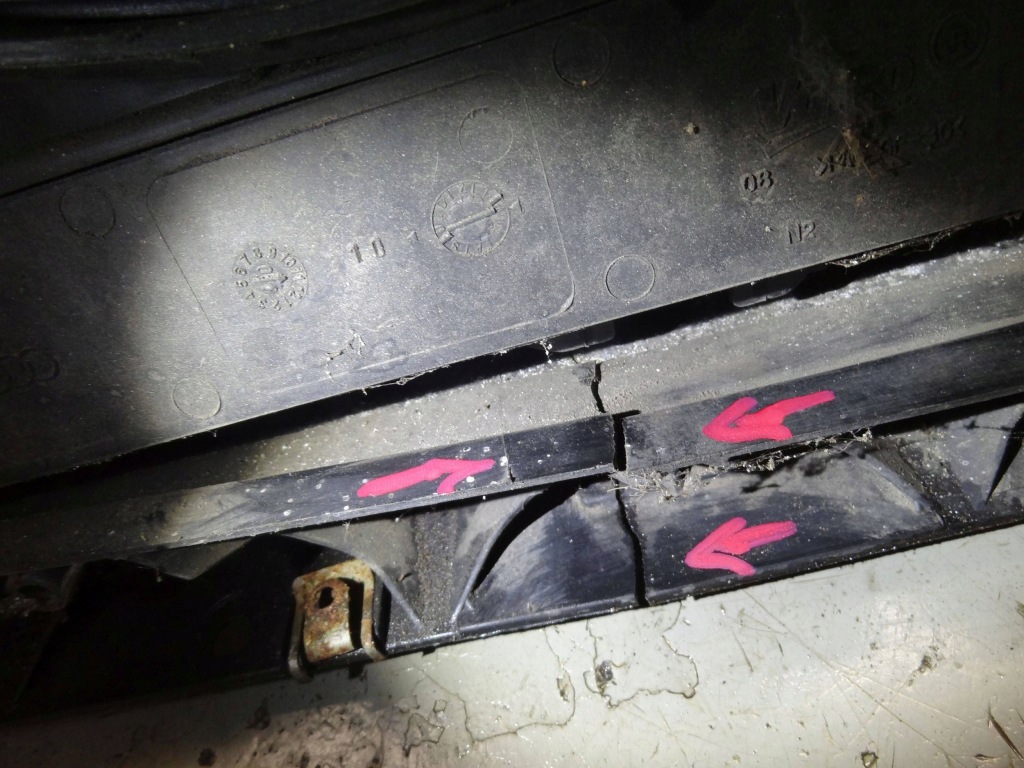 Audi a5 8t 8f 11 купе 2.0 tfsi ремінь перед з радіаторами комплект 8k0145805r Недорого