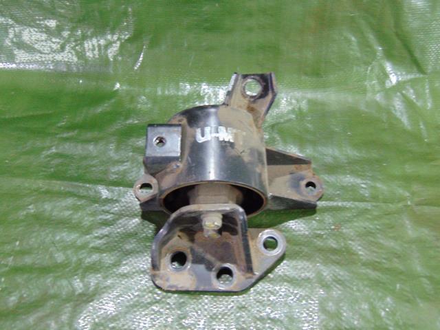 фото №1, Кронштейн подушка коробки hyundai i20 1.4 crdi