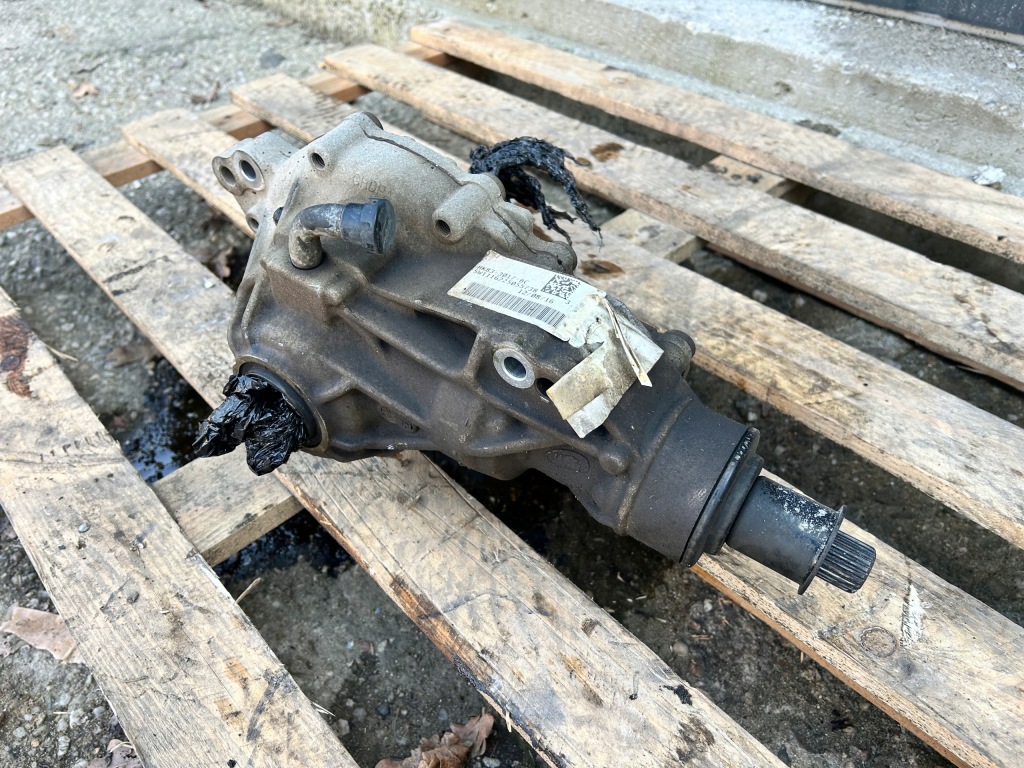 фото №1, Jaguar f-pace r-sport 2.0d 180km - редуктор hk83-3017-bc 204dtd