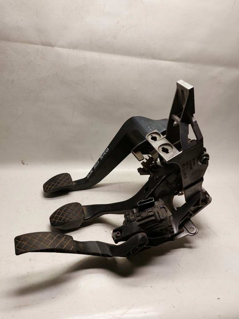 фото №6, Педаль газу гальма помпа зчеплення audi a4 b6