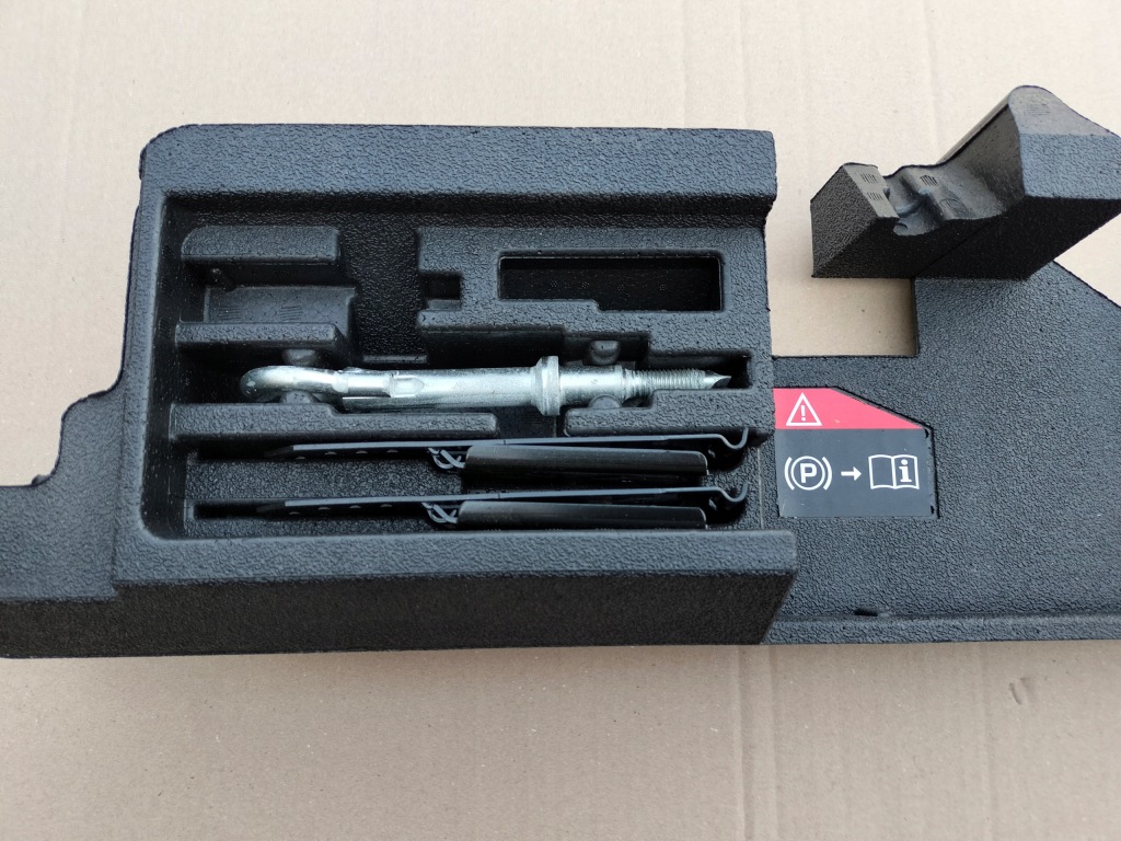 фото №2, Peugeot 508 rxh пенополистирол багажника