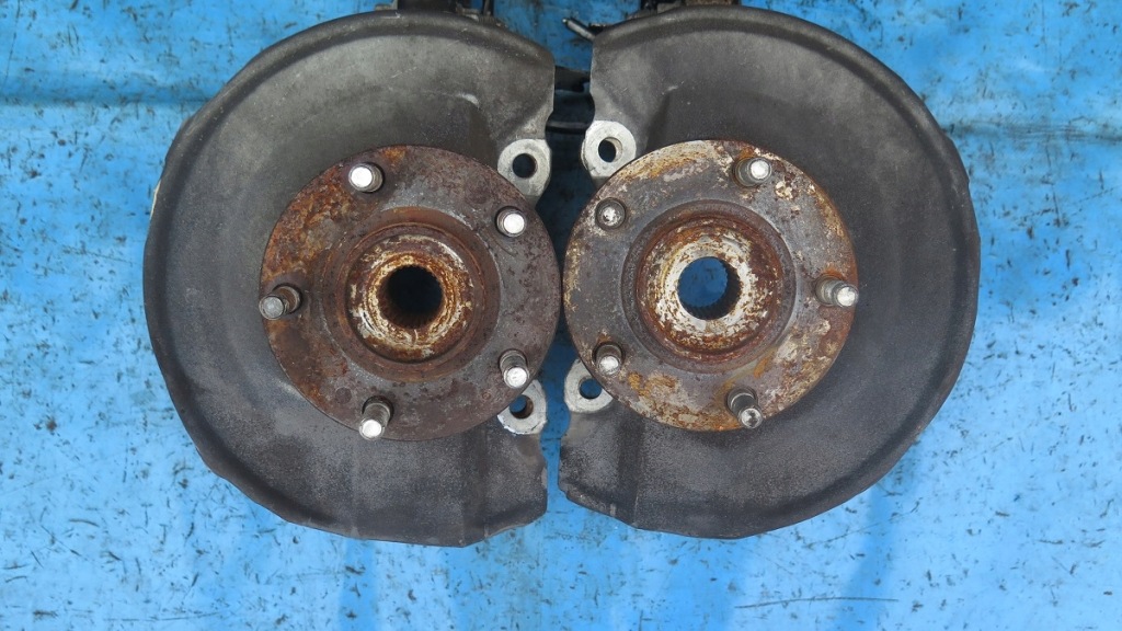 Купити Поворотний кулак перед ліва lub права citroen c-crosser 2007-2012