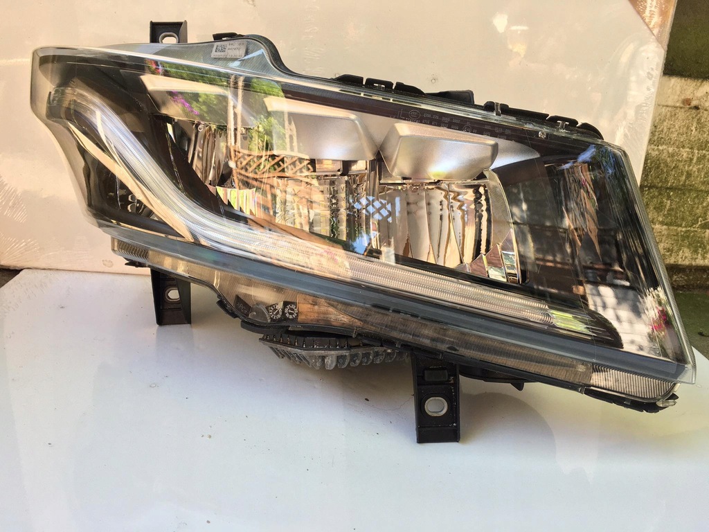 фото №1, Iveco stralis s-way права лампа full led