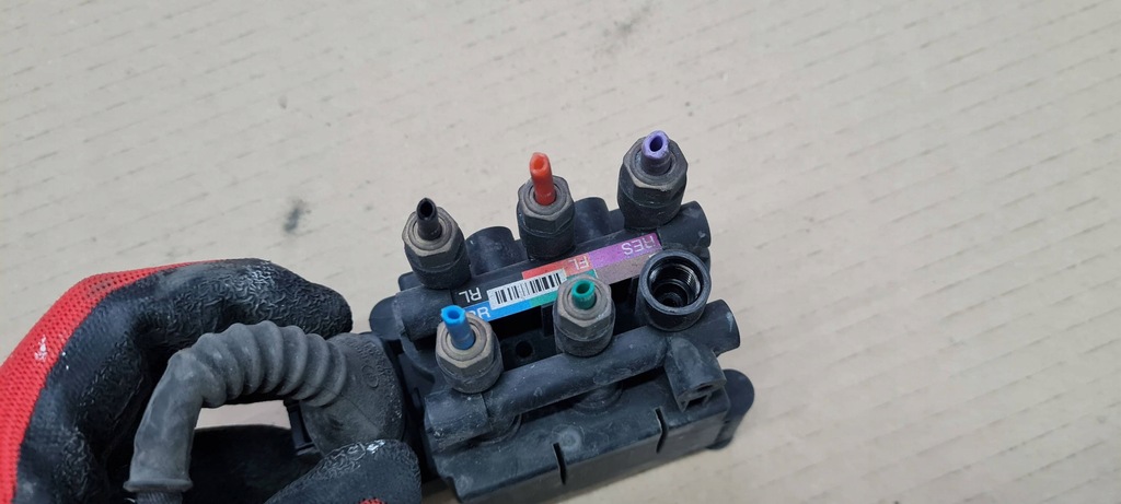 фото №8, Sq5 80a q5 распределитель пневматика блок подвеска 80a616013a