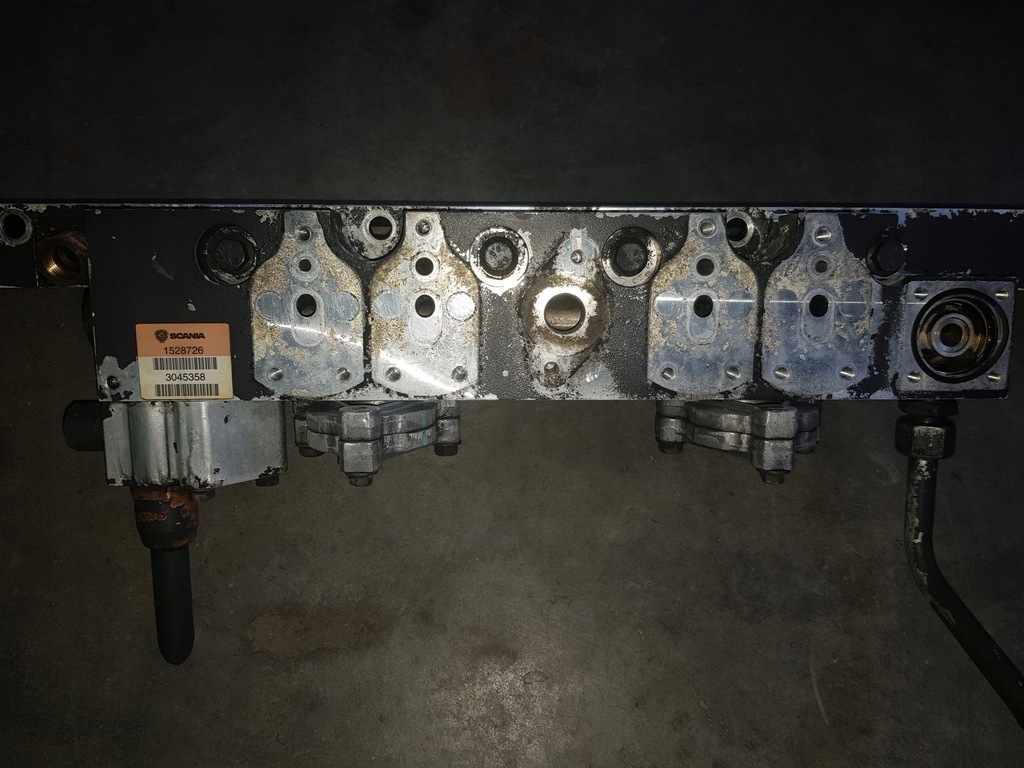 фото №2, Liswta блок клапанів scania r hpi