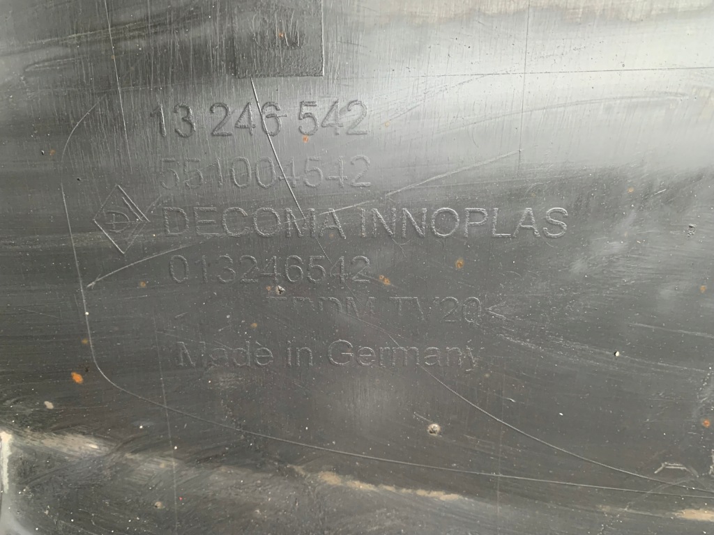 Купити Opel insignia a універсал бампер задні задній 4xpdc накладка 13246542