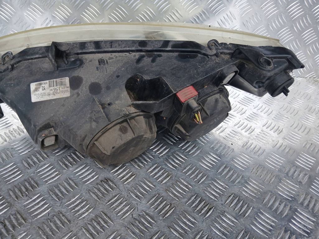 фото №7, Peugeot 307 лампа передняя правая правый перед 9641615680 europa