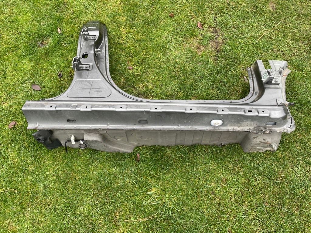 фото №4, Peugeot 2008 lift порог блок двигателя правый evl