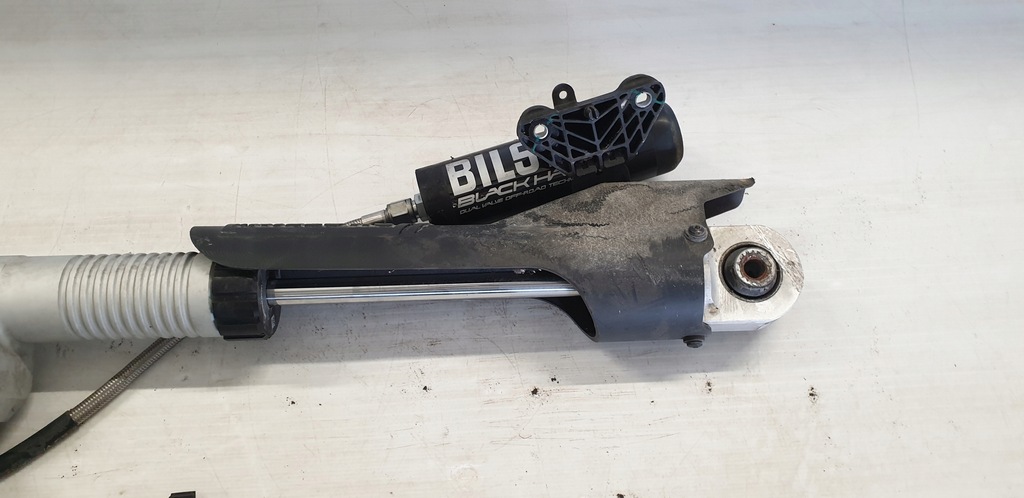 фото №9, Dodge ram v trx 6,2 амортизатор задняя левый пневматический 2021-2024r