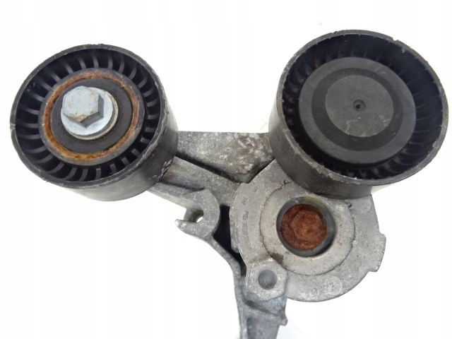 фото №8, Renault clio iv 1.2 tce кронштейн кронштейн генератора 117108063r