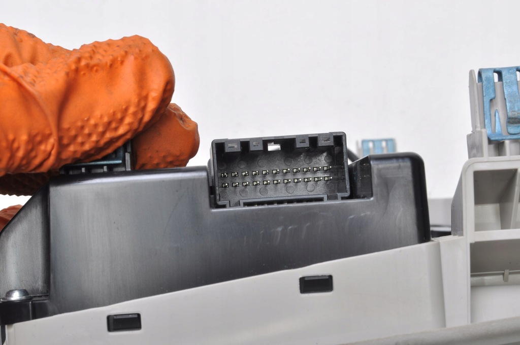 фото №10, Opel insignia ii b освещение лампа кабины салона 39117379