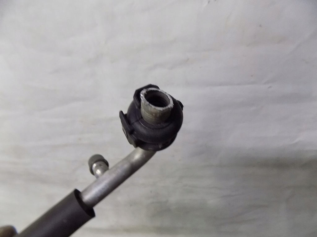 фото №6, Corolla verso ii 2.2 d4d шланг труба кондиціонера