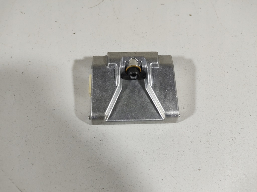 фото №1, Hyundai ioniq 17r- камера перед