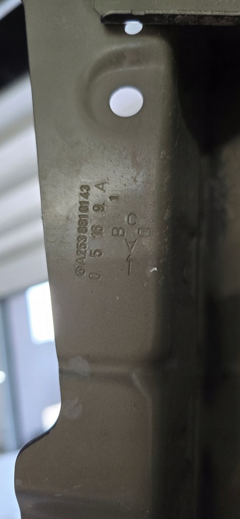 фото №13, Mercedes glc w 253 w253 крыло правый левый 197 x253