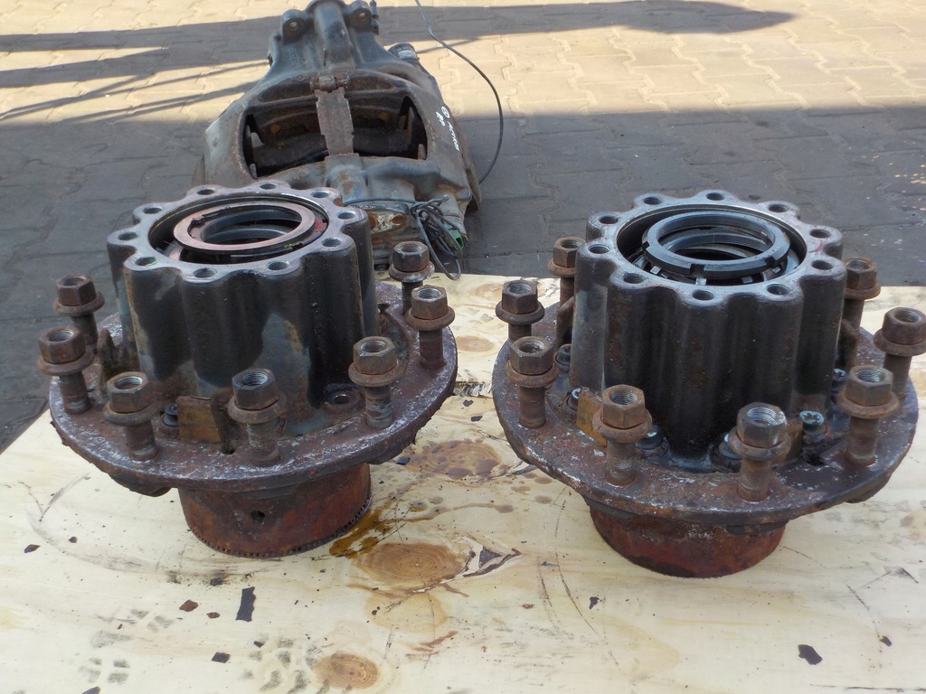 фото №2, Actros mp4 ступиця задня задня