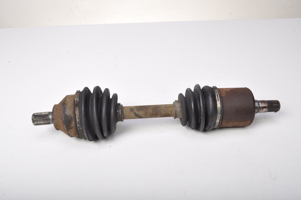 фото №1, Volvo c30 s40 c70 ii 2.5 20v t5 приводной вал левая короткий