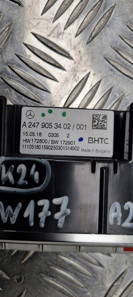 фото №8, Mercedes w177 панель обдув кондиціонера a2479053402