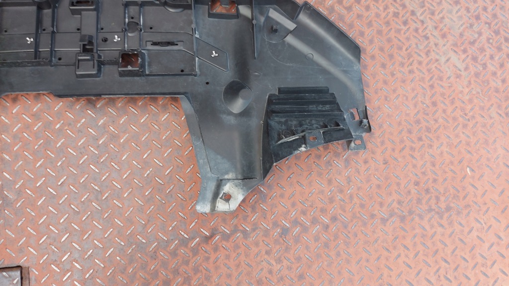 Абсорбер накладка под бампер toyota proace 23- рестайлинг Доставка