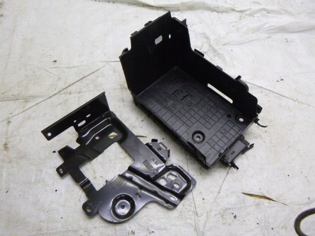 фото №1, Основа акумулятор кронштейн peugeot citroen c3