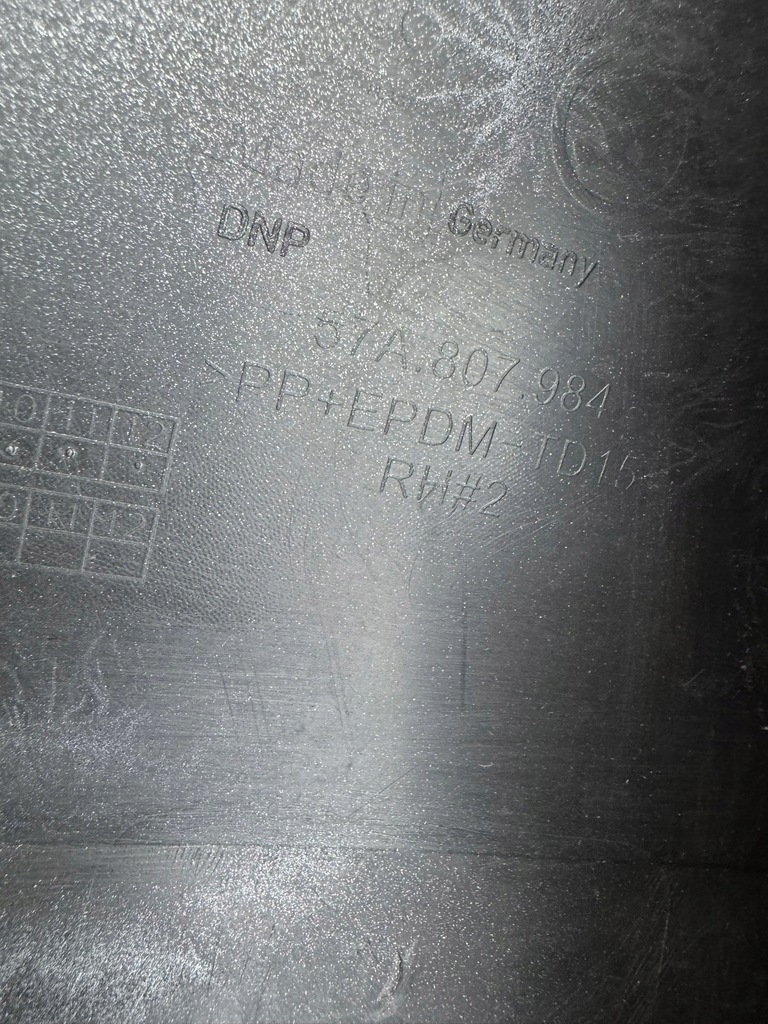 фото №16, Skoda karoq 19r- уголок бампера правый задняя задний 57a807984