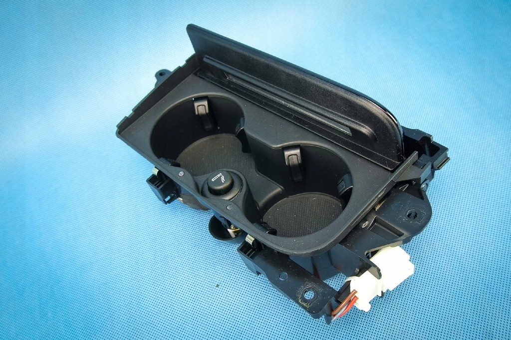 фото №6, Кронштейн na чашки audi a8 s8 4h d4 4h1858601d