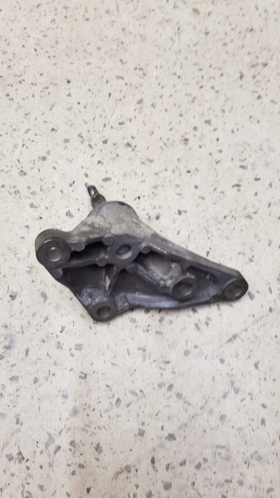 фото №2, Кронштейн кронштейн двигателя renault espace iv 3.0 dci