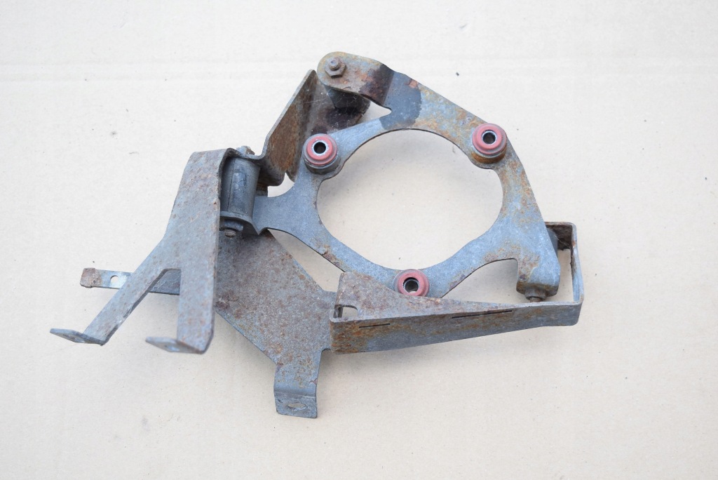 фото №1, Mercedes w219 w211 amg каркас кронштейн насоса