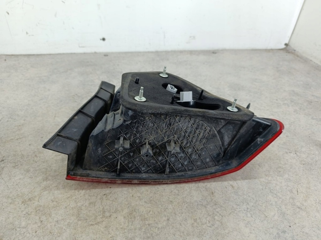 Фара задняя левая honda civic viii p8413l седан Киев