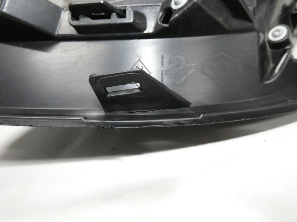 фото №13, Решётка бампера левая правая renault espace v 591.