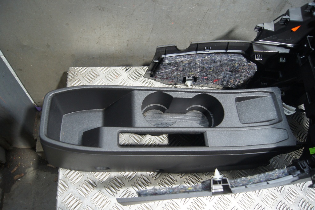 фото №2, Тунель clio v комплект