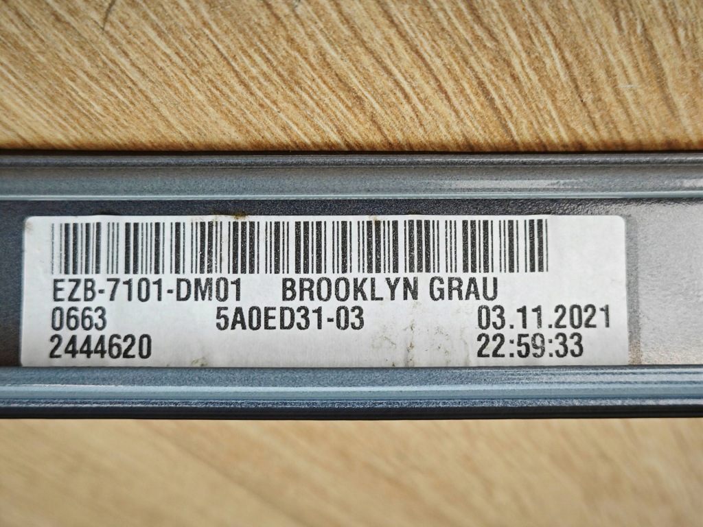 Оригінальна молдинг накладка дахова ліва bmw g26 7491409 c4p brookly 7491409 Оригінал