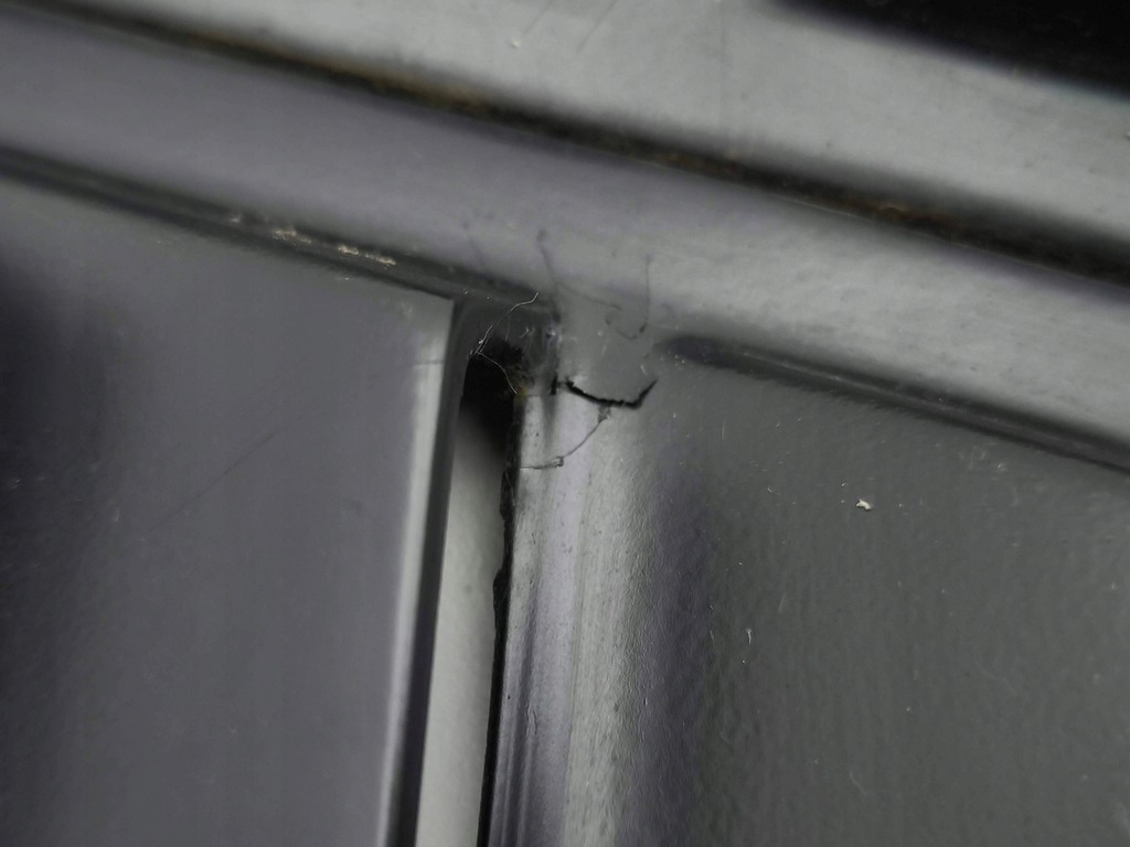 фото №10, Nissan 350z 2004 молдинг стекло боковой 3226090