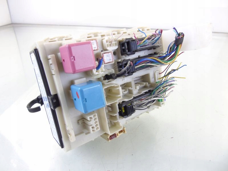 фото №4, Toyota verso коробка предохранителей 82730-0f060-d