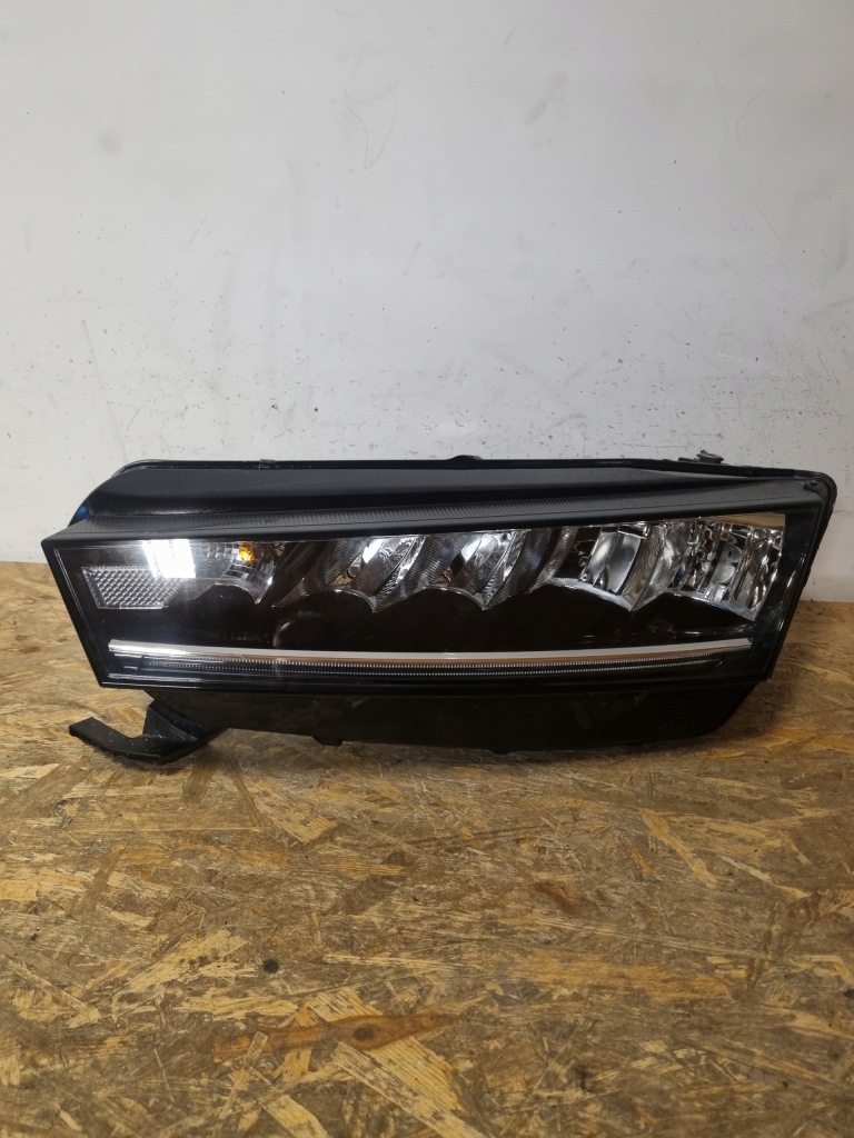 Фара фара skoda octavia iv full led 5e4 с Разборки
