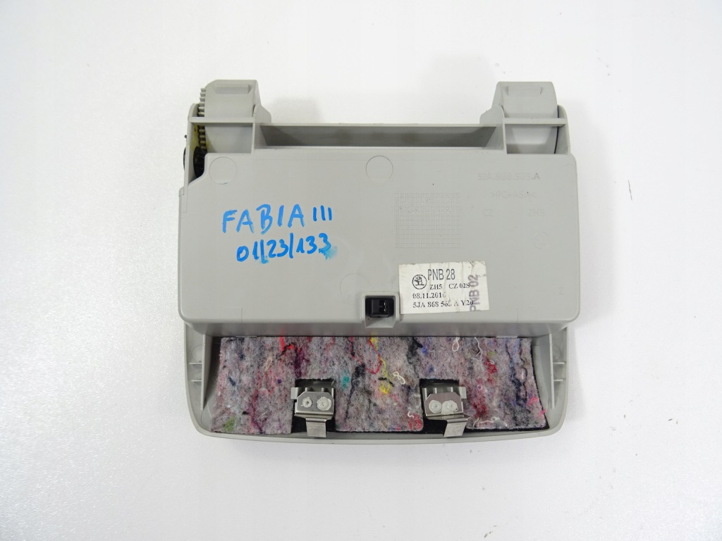 фото №7, Fabia iii 3 бардачок na накладки на фары alarm 5ja868560a