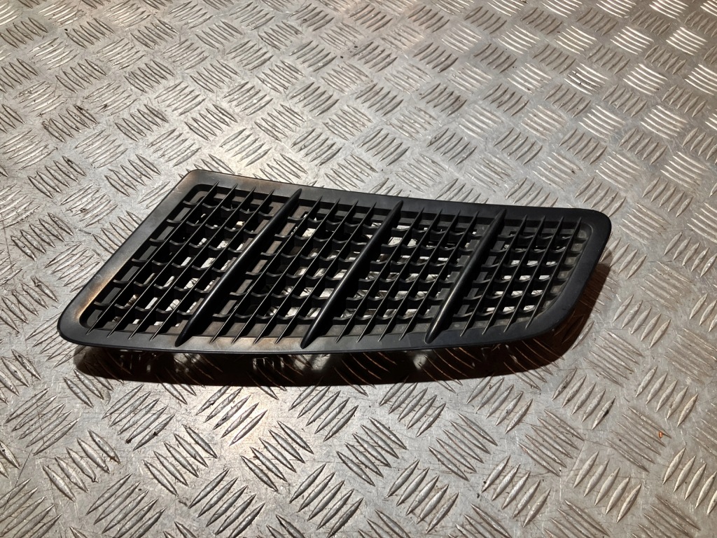 Купити Впуск повітря з капот лівий mercedes slk slc r172 2015- 2.0 cgi