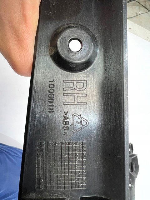 фото №7, Tesla x датчик доводчик кришки датчик правий задня