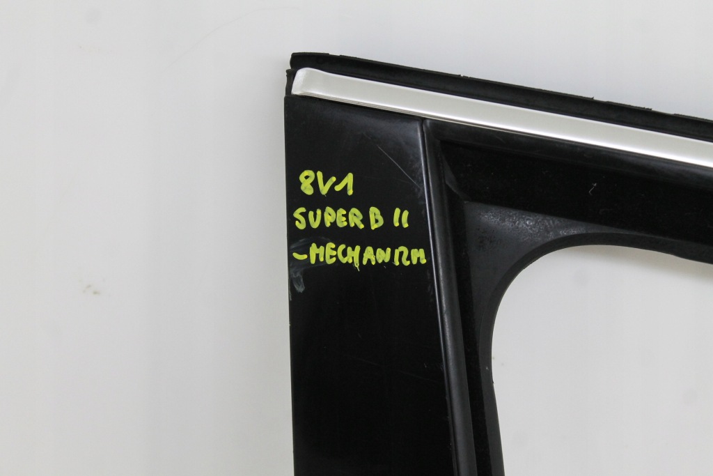 фото №15, Дверь правое правый перед передние skoda superb ii 2008r- 9156 - код лакокрасочного покрытия