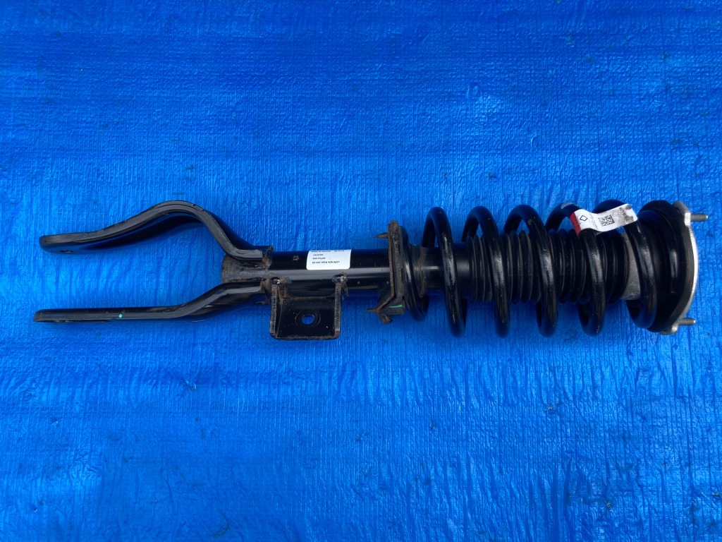 Амортизатор левый передний tesla model 3 Недорого