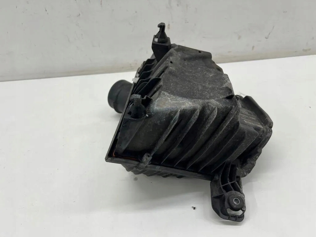 Корпус фільтра повітря mini countryman f60 7609482 0.16l 2021 Зі Шроту