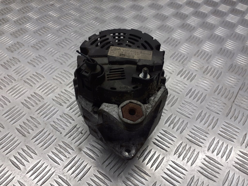 фото №1, Генератор skoda superb i 2.8 v6 078903016h